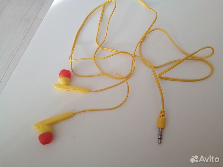 Наушники проводные б\у