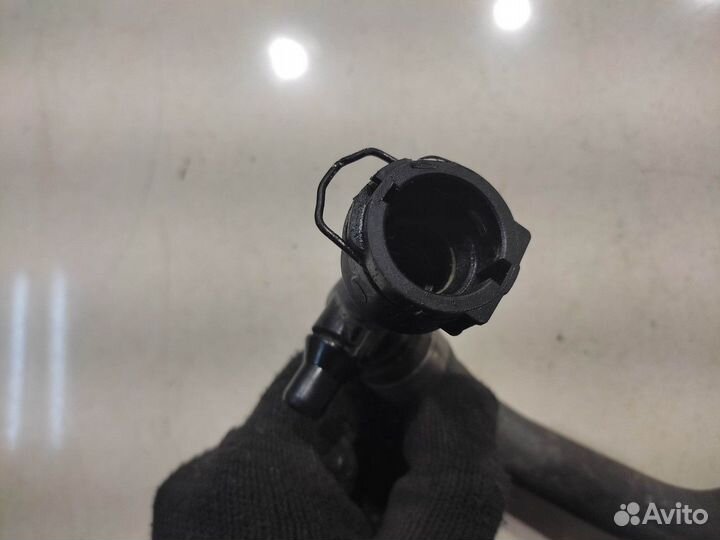 Патрубок системы охлаждения (BMW 7 G11/G12)