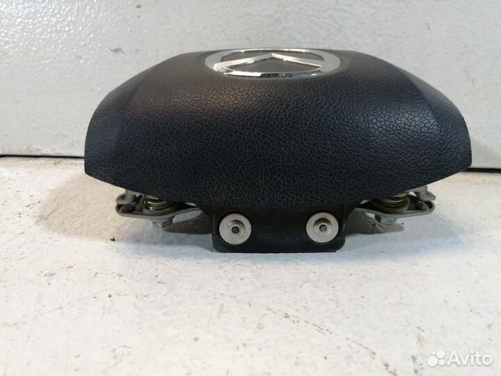 Подушка безопасности в рулевое колесо Mazda Mazda3