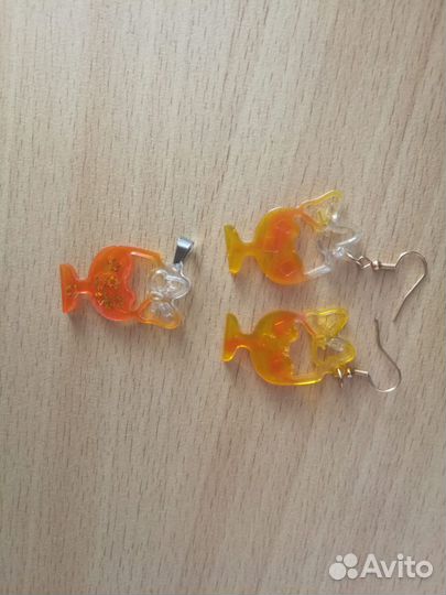 Серьги и кулоны