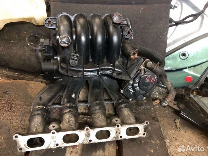 Впускной коллектор volkswagen Passat b5