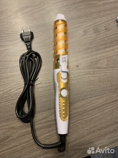 Щипцы для завивки волос