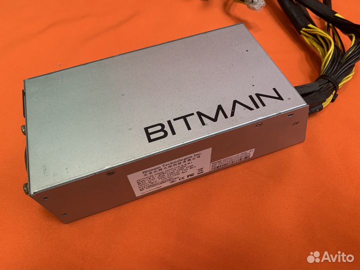 Блок питания Bitmain APW3+ 1600W