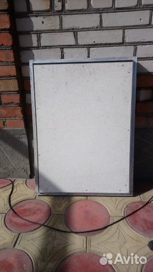 Люк настенный под плитку