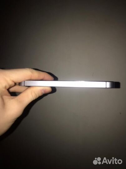 Телефон iPhone 5sе
