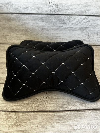 Подушки под шею в автомобиль