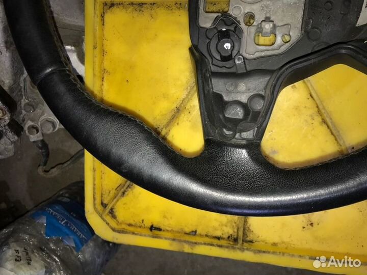 Руль Ford Focus 3 CB8 1.6L pnda 2011