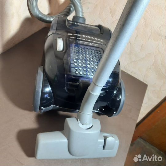 Пылесос Electrolux zsc6930