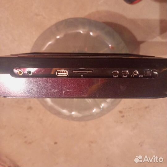 Портативный видеопроигрыватель