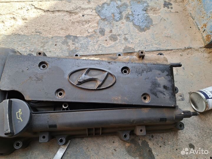 Клапаная крышка Hyundai kia 1.6