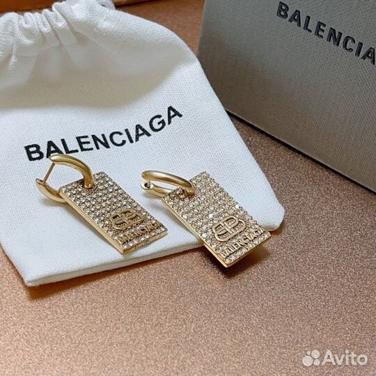 Серьги balenciaga