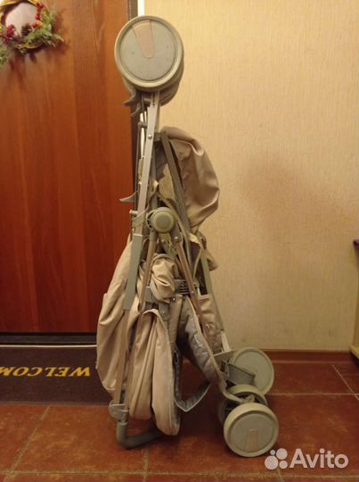 Прогулочная коляска