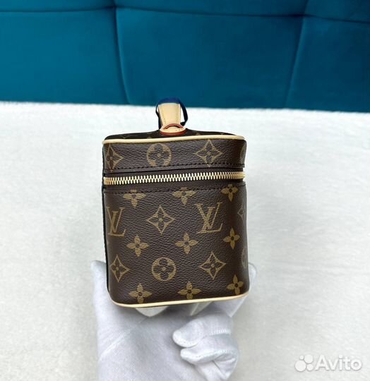 Косметичка женская Louis Vuitton