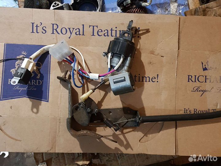 Замок зажигания ваз ока 11113