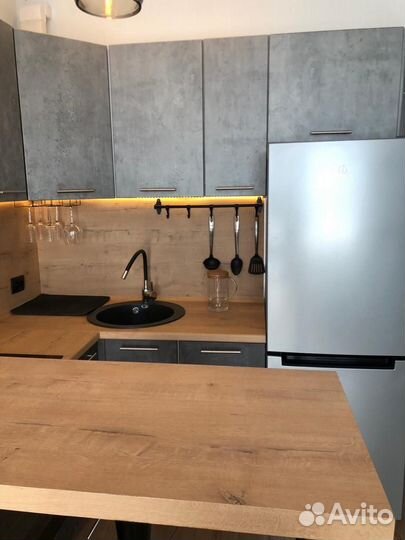 Кухня с барной стойкой (цена за весь гарнитур) ксп