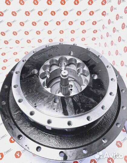 Редуктор хода Komatsu PC220LC-8 20Y-27-00361