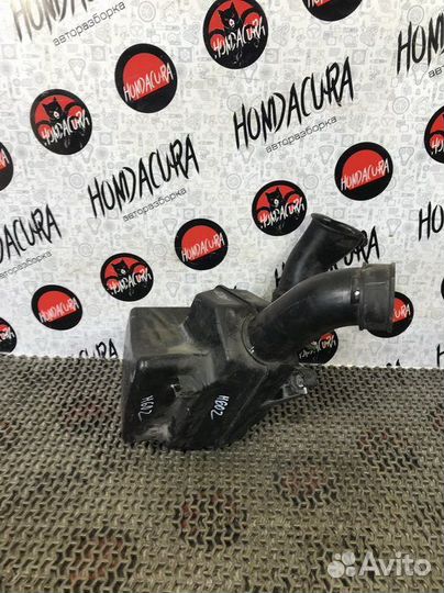 Резонатор воздушного фильтра Honda Legend