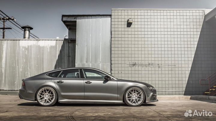 Кованые диски R22 GT Performance на Audi RS7