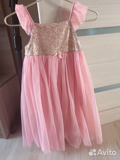 Нарядные платья для девочки