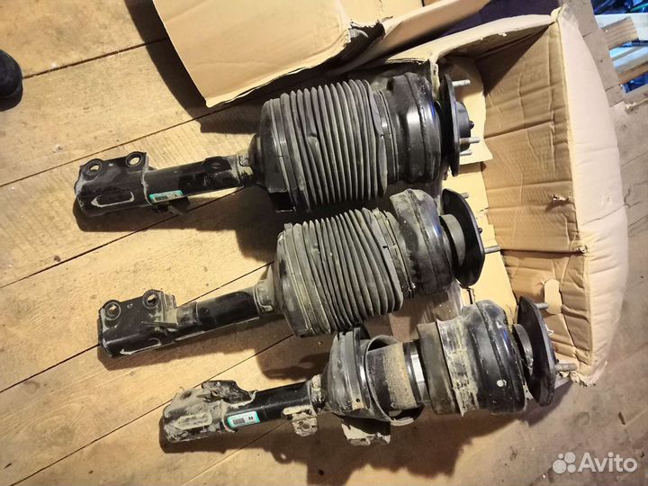 Осталось 2 передние правые Лексус рх