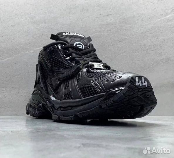 Кроссовки balenciaga Runner
