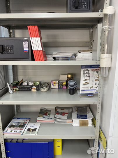 Напольный металлический стеллаж