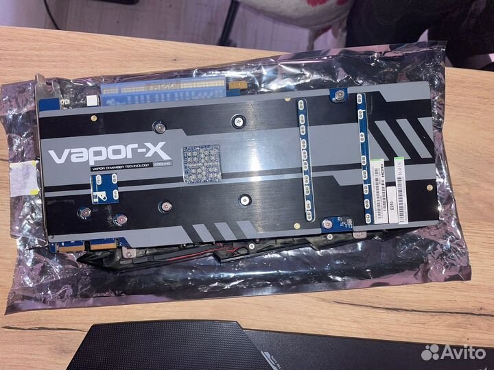 Видеокарта Vapor-X R9 280X 3GB gddr 5