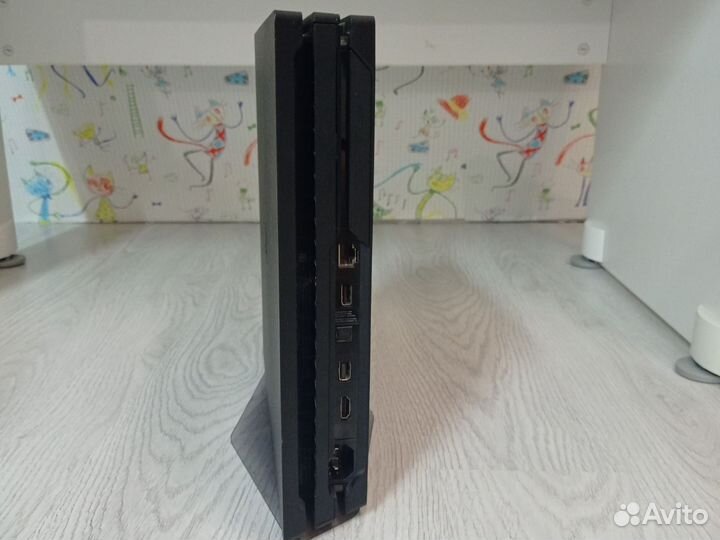 Sony ps4 pro 1tb