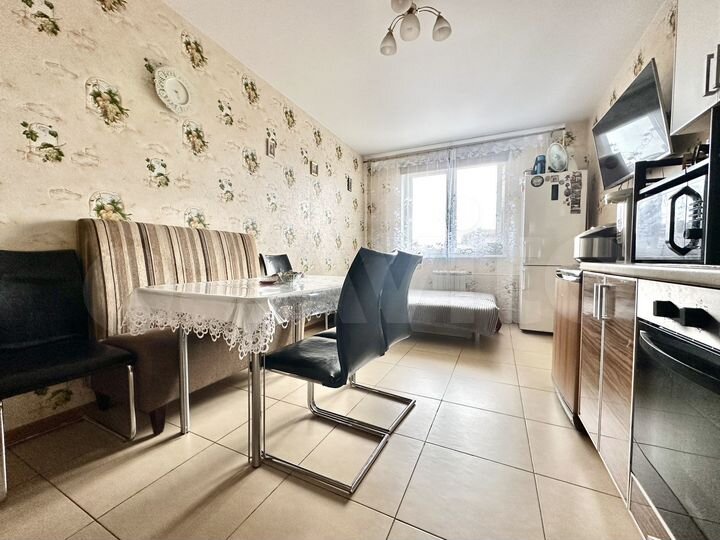 2-к. квартира, 75,3 м², 17/18 эт.