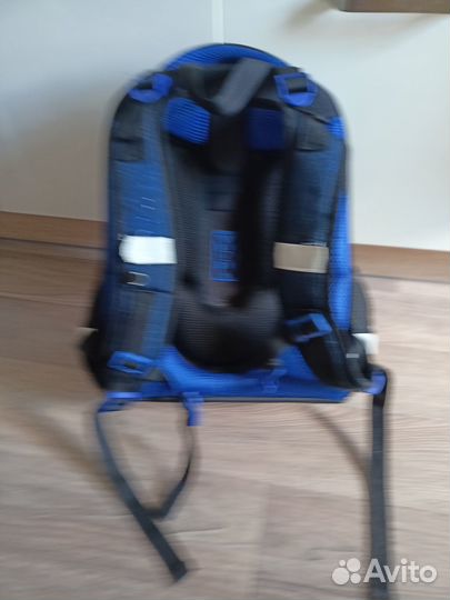 Школьный рюкзак Brauberg с ортопедической спинкой