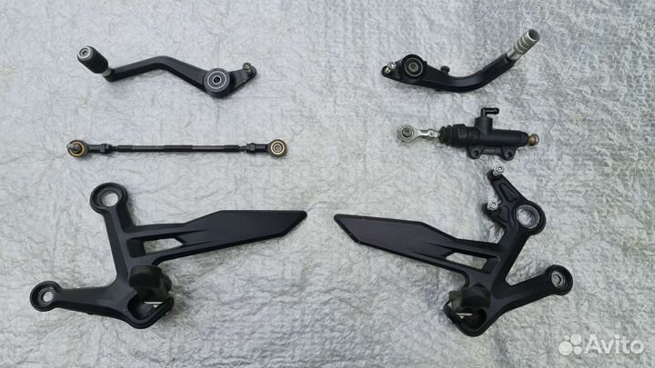 Ktm Duke 790 Передний Ножной Упор