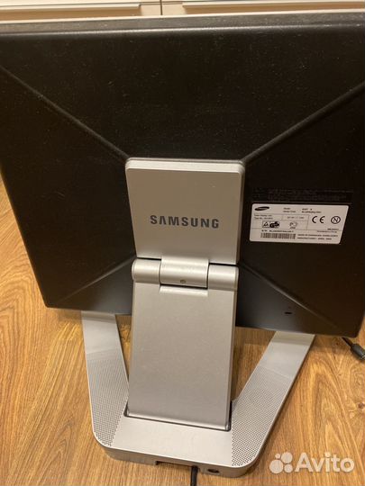 Монитор для компьютера samsung 19дюймов