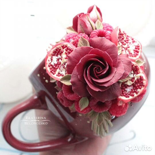 Кружка с декором Розы и гранат