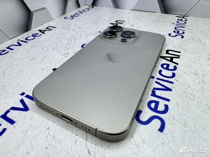 iPhone 15 Pro, 256 ГБ