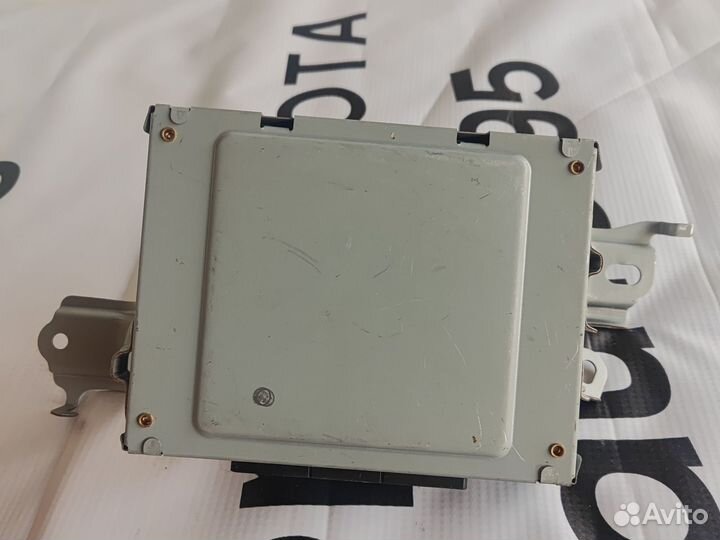 Блок управления подвеской Toyota Land Cruiser 2016