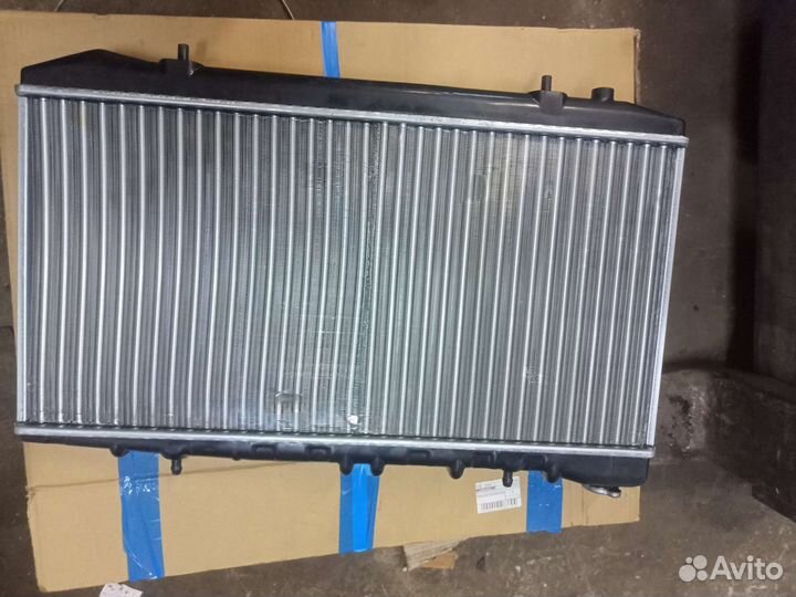 Новый радиатор на Nissan Primera P10 1,6/2,0