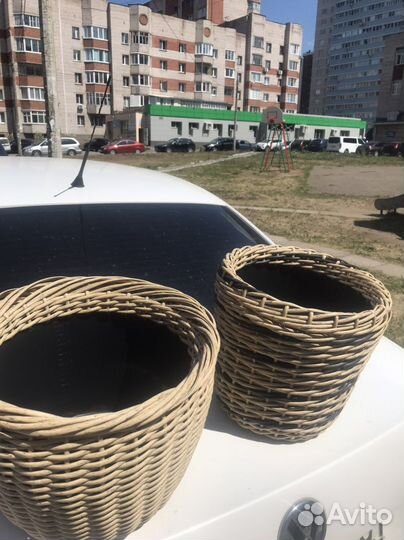 Кашпо из ротанга