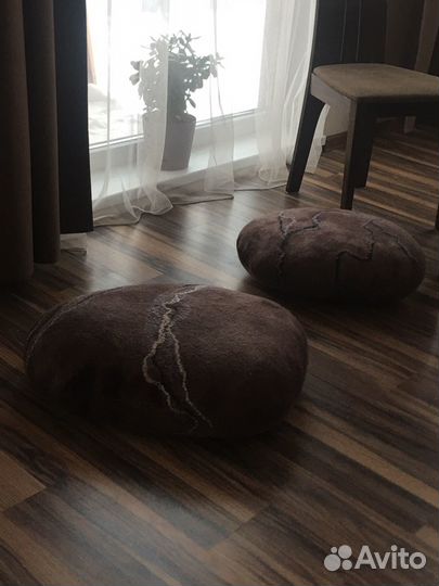 Интерьерные шерстяные камни с эффектом памяти