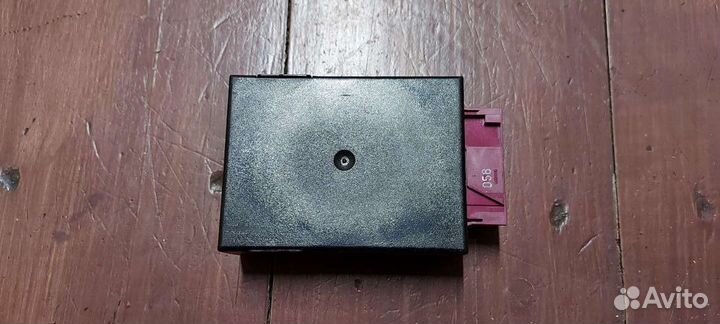 Блок управления топливным насосом bmw е39