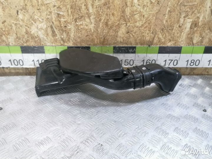 Воздухозаборник Mitsubishi Outlander XL (CW)