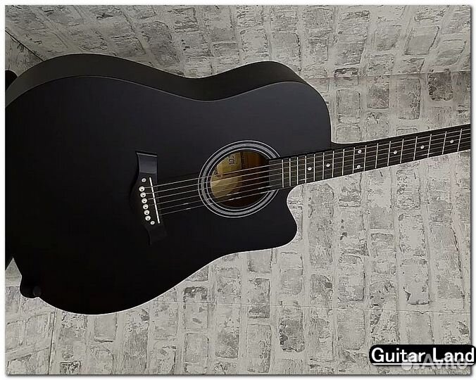 Акустическая гитара