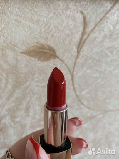 Помада лэтуаль