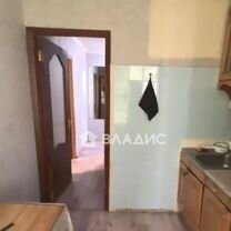 2-к. квартира, 52 м², 3/5 эт., Москва