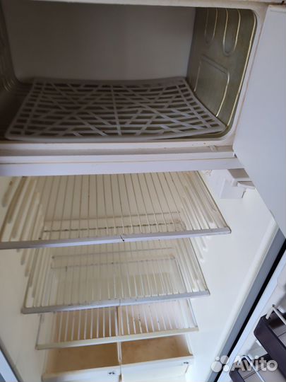 Холодильник Полюс