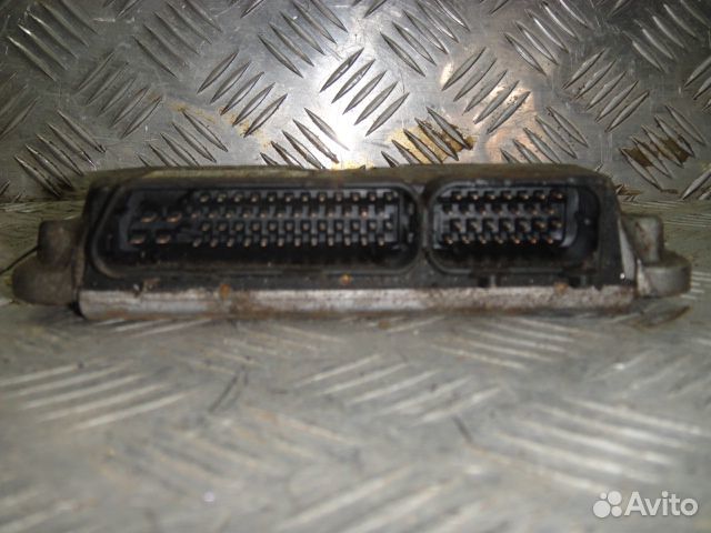 Блок управления двигателем Polo (10) 1.6 бензин б\