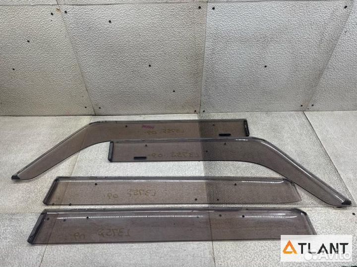 Ветровики комплект daihatsu tanto