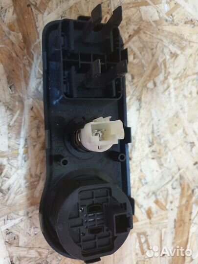 Кнопка многофункциональная Renault Duster