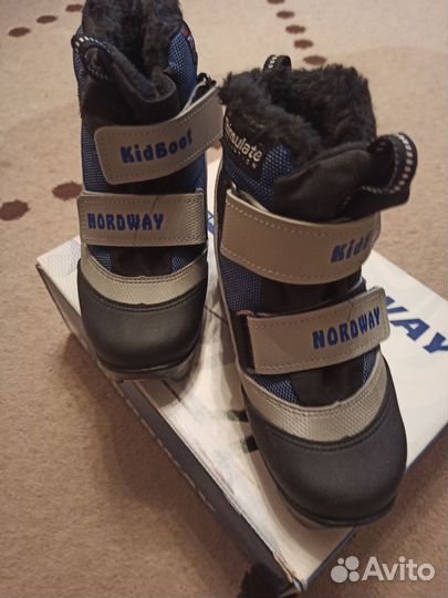 Лыжные ботинки 32,34 размер