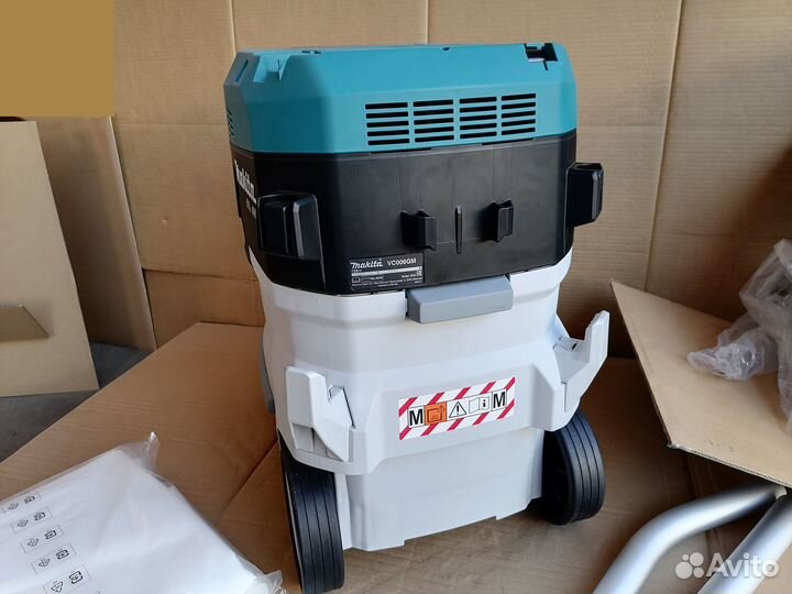 Пылесос Makita XGT VC006GMZ01 (новый)