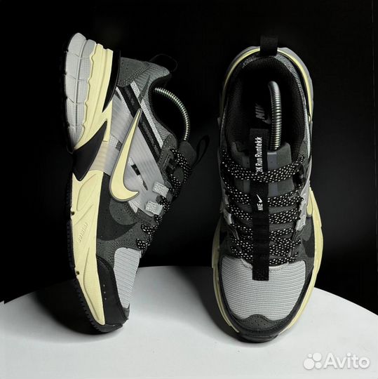 Кроссовки Nike V2K Run Runtekk black